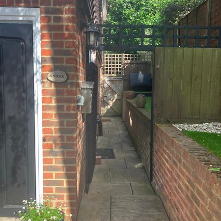 The Studio In The Annex Apartment Potters Bar Ngoại thất bức ảnh