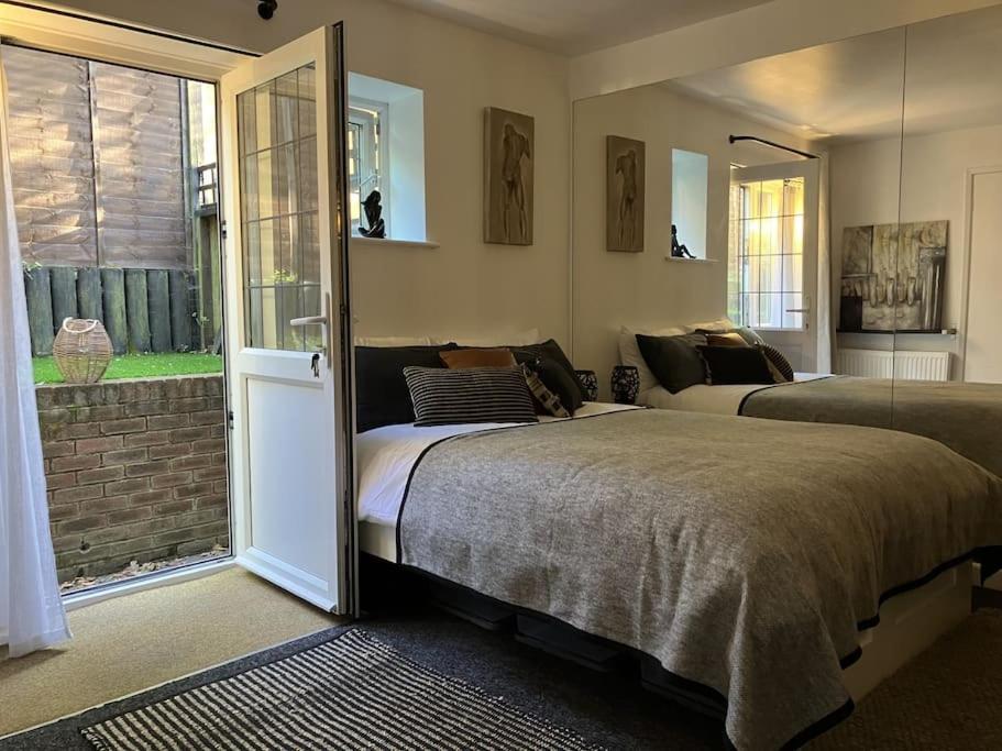 The Studio In The Annex Apartment Potters Bar Ngoại thất bức ảnh