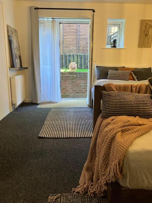 The Studio In The Annex Apartment Potters Bar Ngoại thất bức ảnh